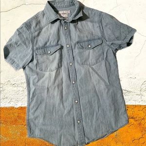 Goodfellows brand men’s denim button up